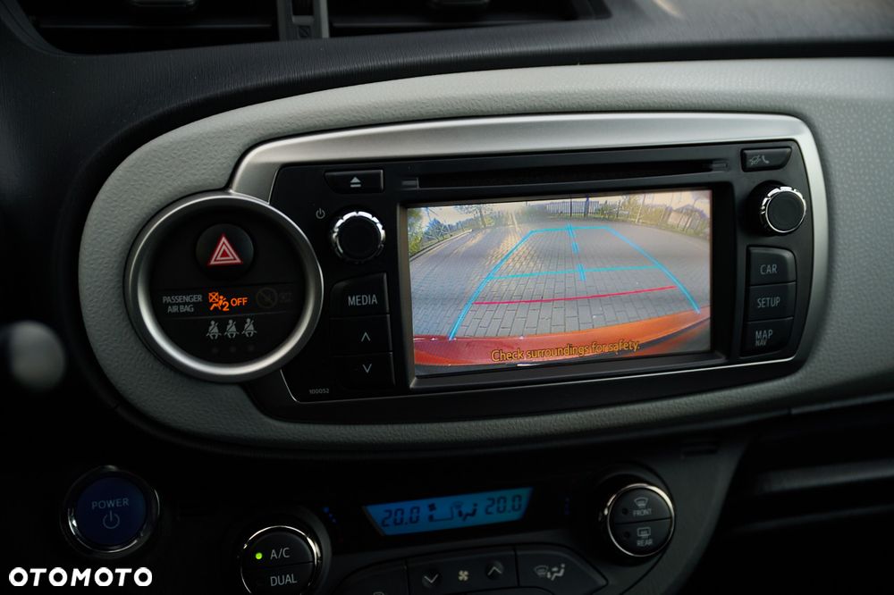 Toyota Yaris Hybrid 100 Premium EU6 - 37