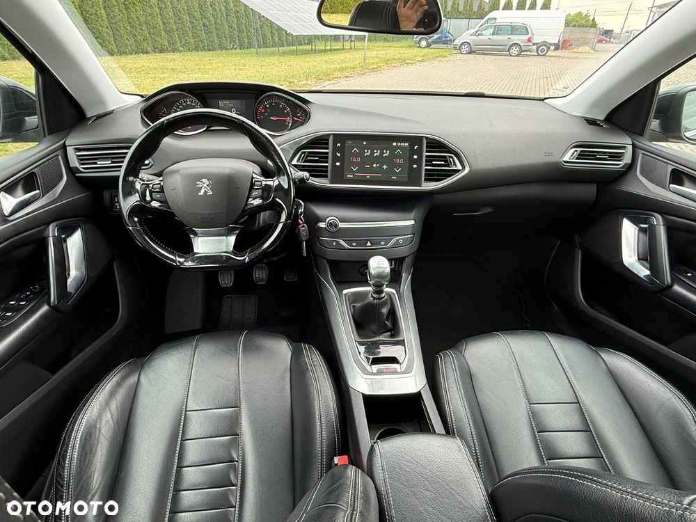 Peugeot 308 - 31