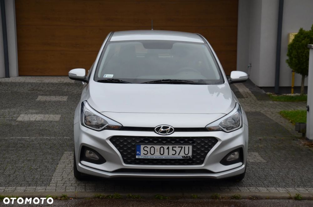 Hyundai i20 1.2 Classic + - 8