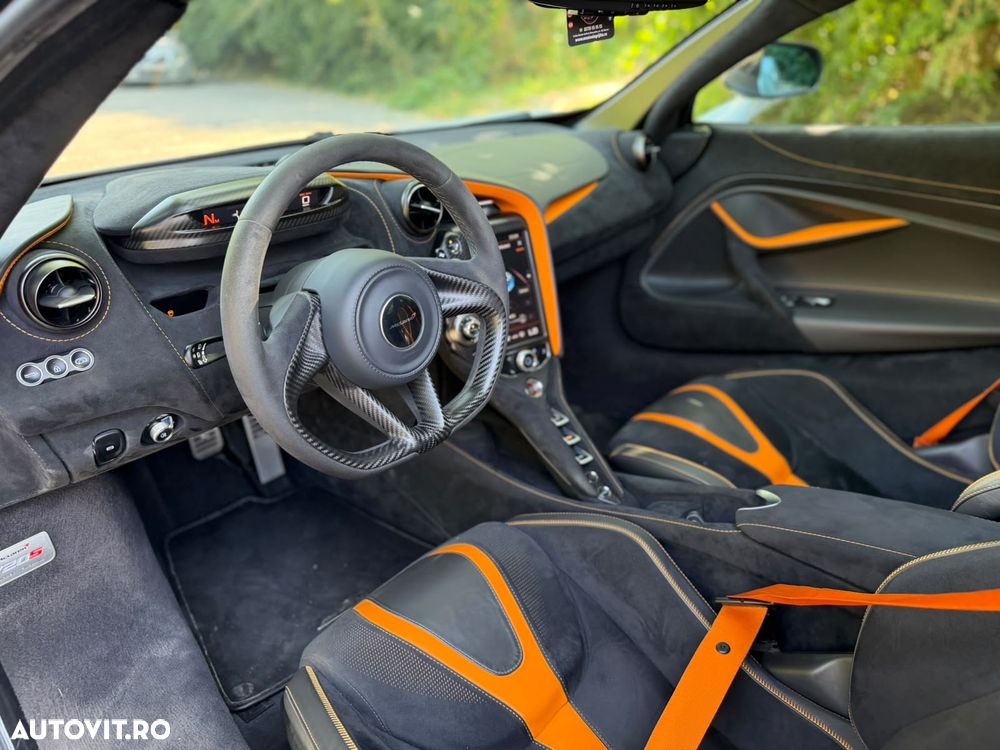 McLaren 720S Performance - 21