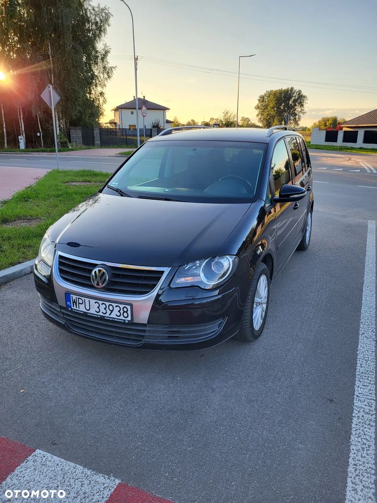 Volkswagen Touran 1.9 TDI Highline - 2