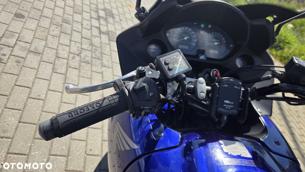 Honda CBF - 6