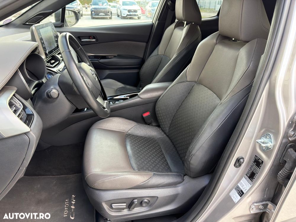 Toyota C-HR 2.0 HSD 184 CP 4x2 CVT Special Edition - 13