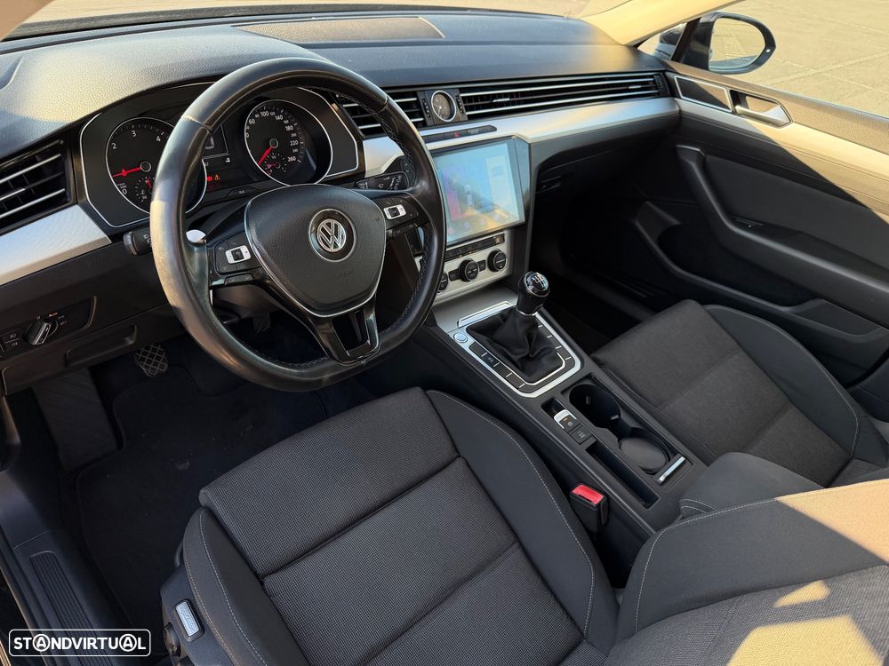VW Passat Variant 1.6 TDI Confortline - 5