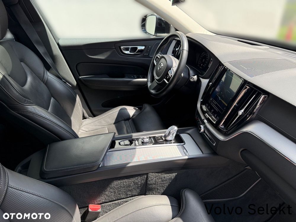 Volvo XC 60 - 26
