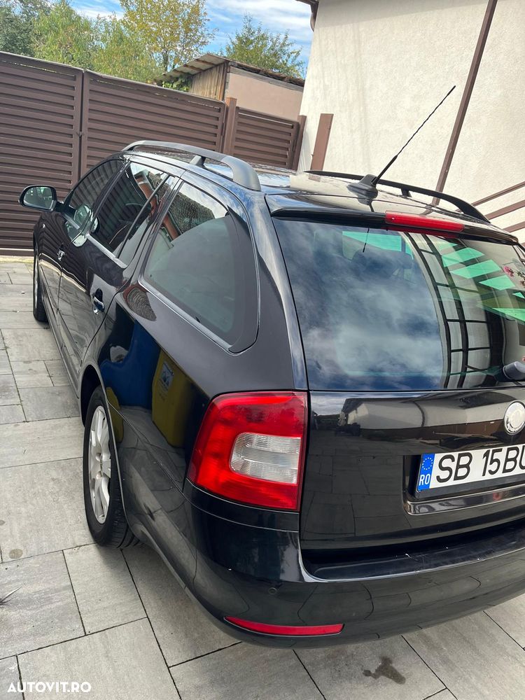 Skoda Octavia 1.8 TSI Laurin Klement DSG - 12