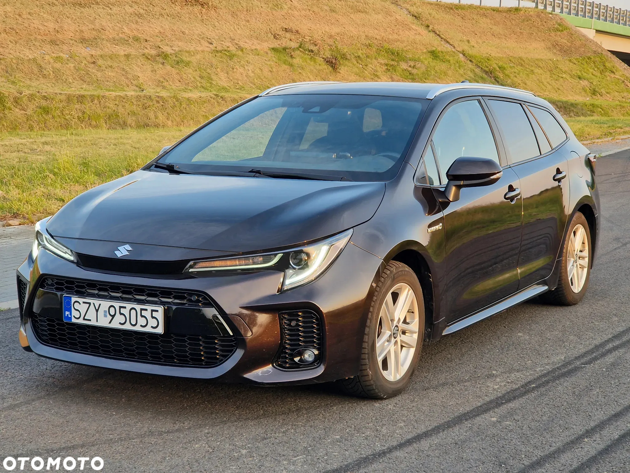 Suzuki Swace 1.8 Hybrid Elegance CVT - 4