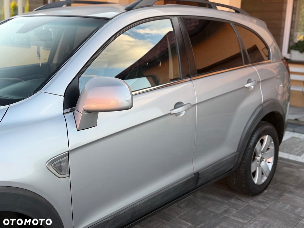 Chevrolet Captiva 2.0 4WD 5 Sitzer LT Exclusive - 27