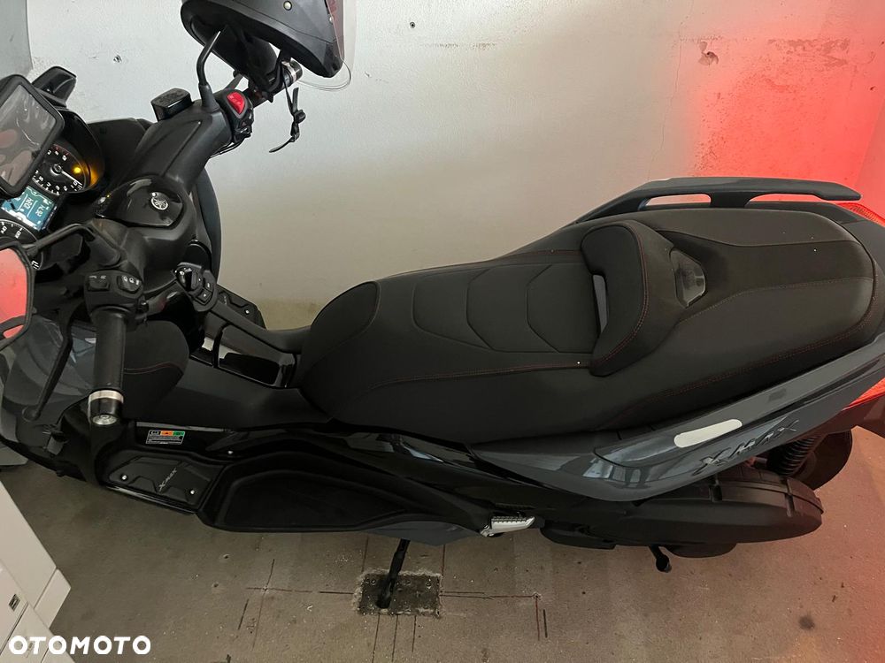 Yamaha X-max - 4