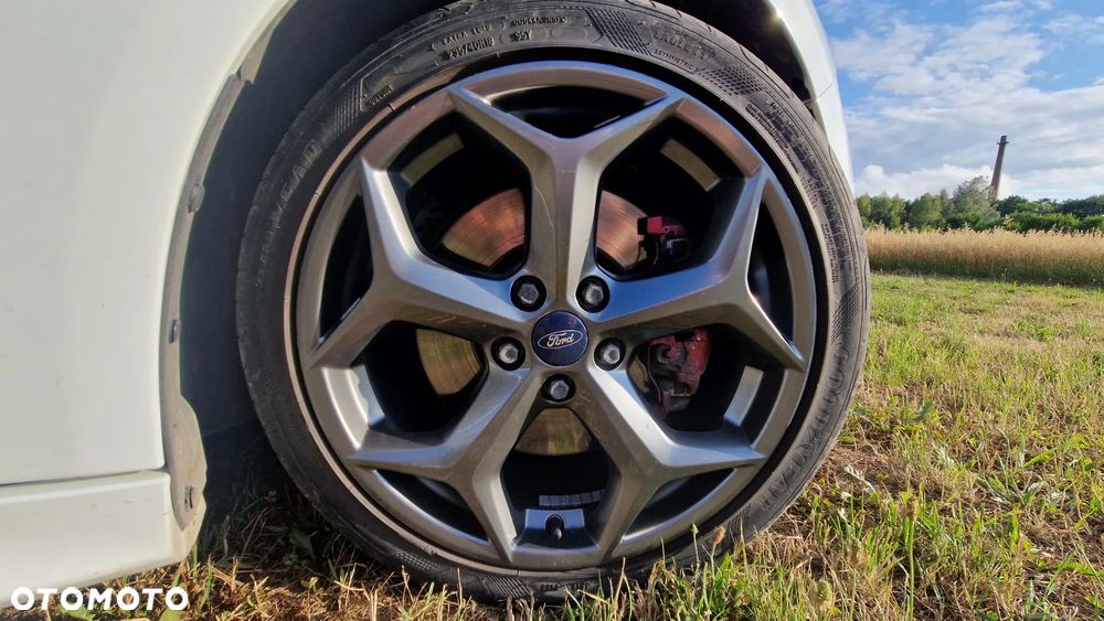 Ford Focus ST2 - 14