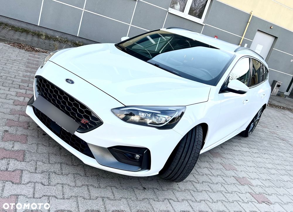 Ford Focus - 8