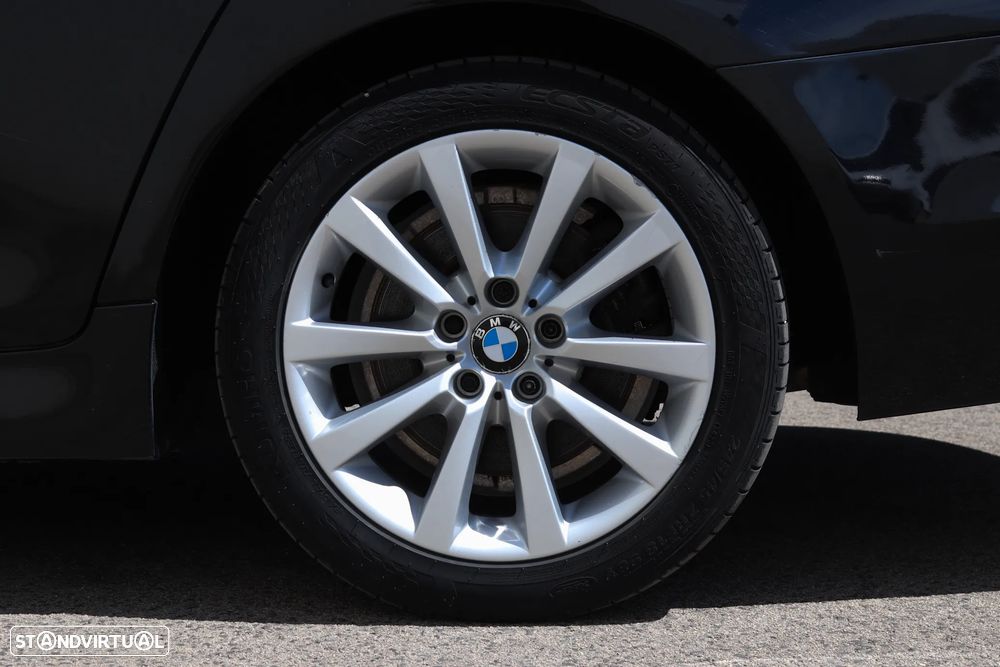 BMW 520 d Auto - 28