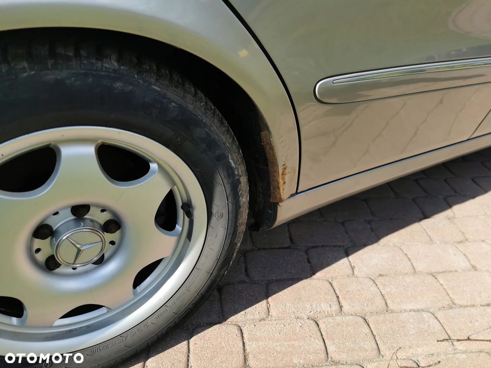 Mercedes-Benz Klasa E - 18