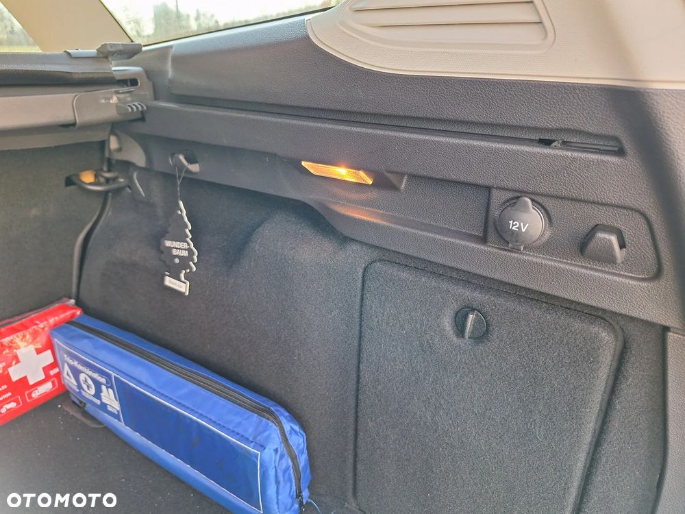 Ford Focus 1.0 EcoBoost Titanium - 35