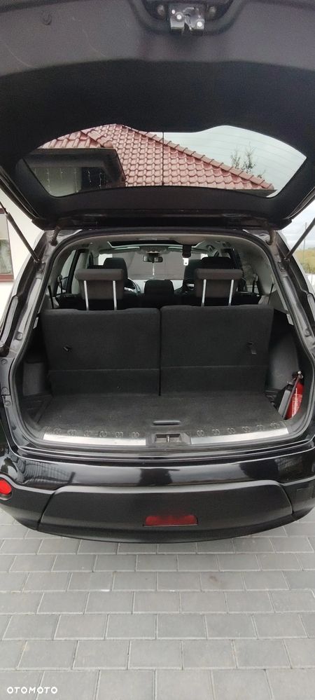 Nissan Qashqai+2 - 9