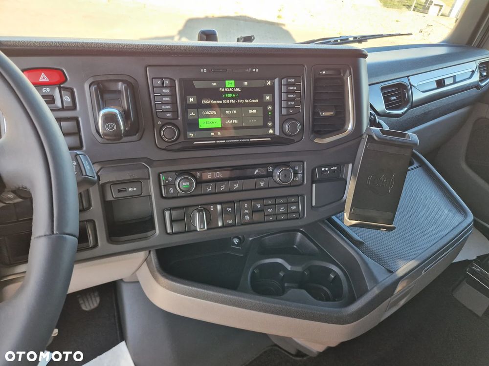 Scania S450/ BAKI 1500L/ ZAWIESZENIE PRZÓD I TYŁ  PODUCHY/ FULL LEDy/ KLIMA POSTOJOWA/ SERWIS NIEMCY - 25