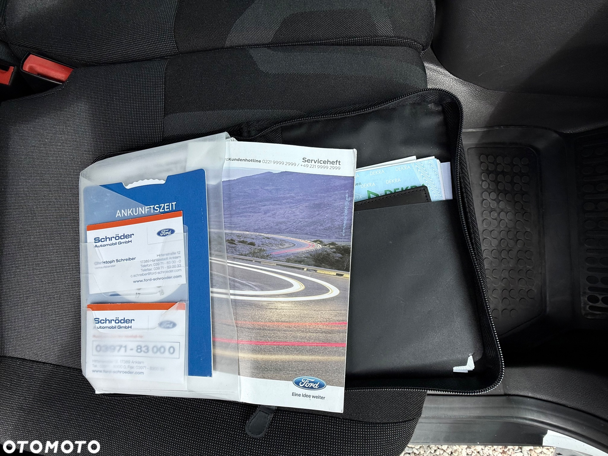 Ford Transit Connect - 12