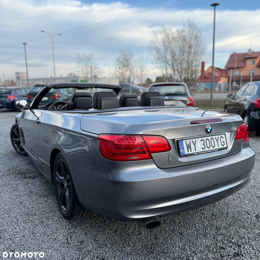 BMW Seria 3 318i Edition Exclusive - 18