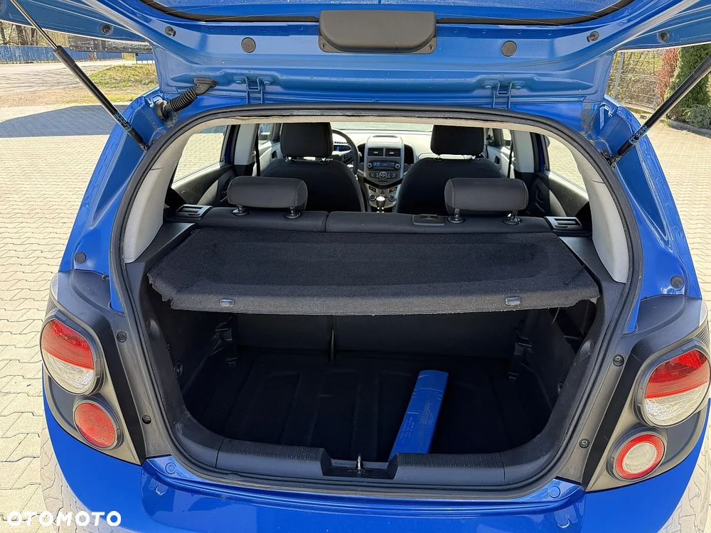 Chevrolet Aveo 1.2 LS+ - 11