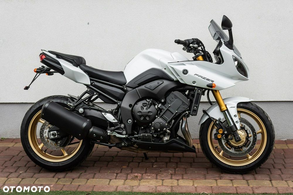 Yamaha FZ - 2