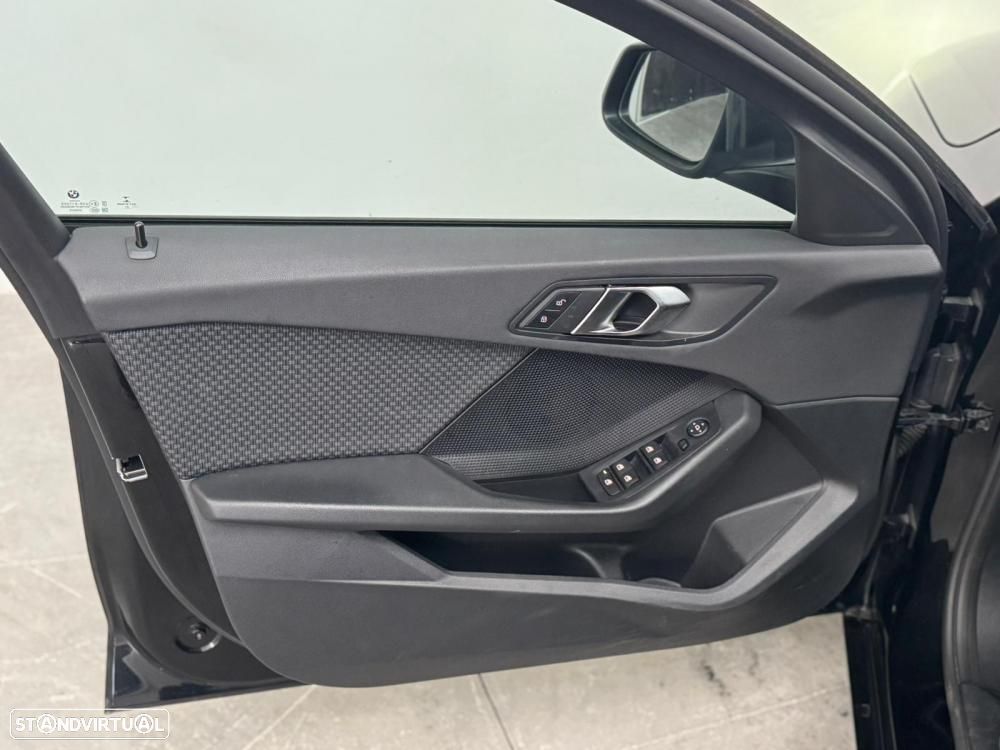 BMW 116 d EfficientDynamics Edition - 24