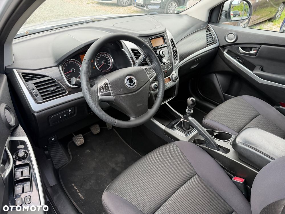 SsangYong/KGM Korando 2.0 2WD Quartz - 36