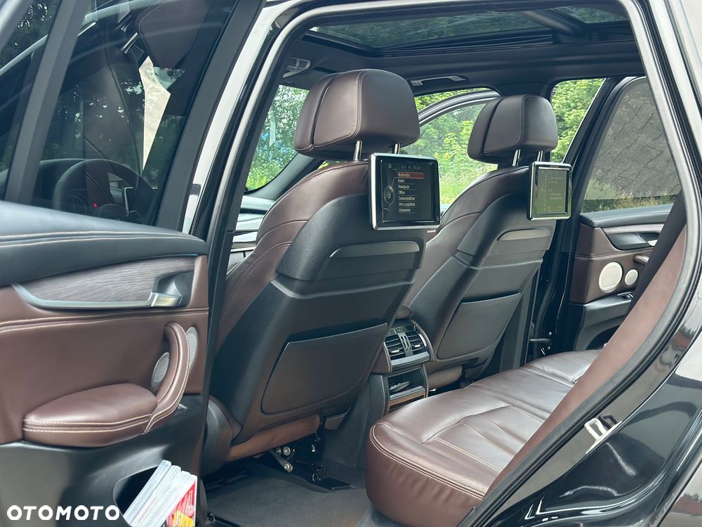 BMW X5 M M50d - 15