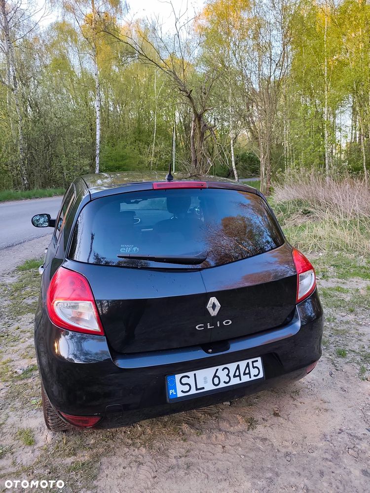 Renault Clio 1.2 16V Alize - 4