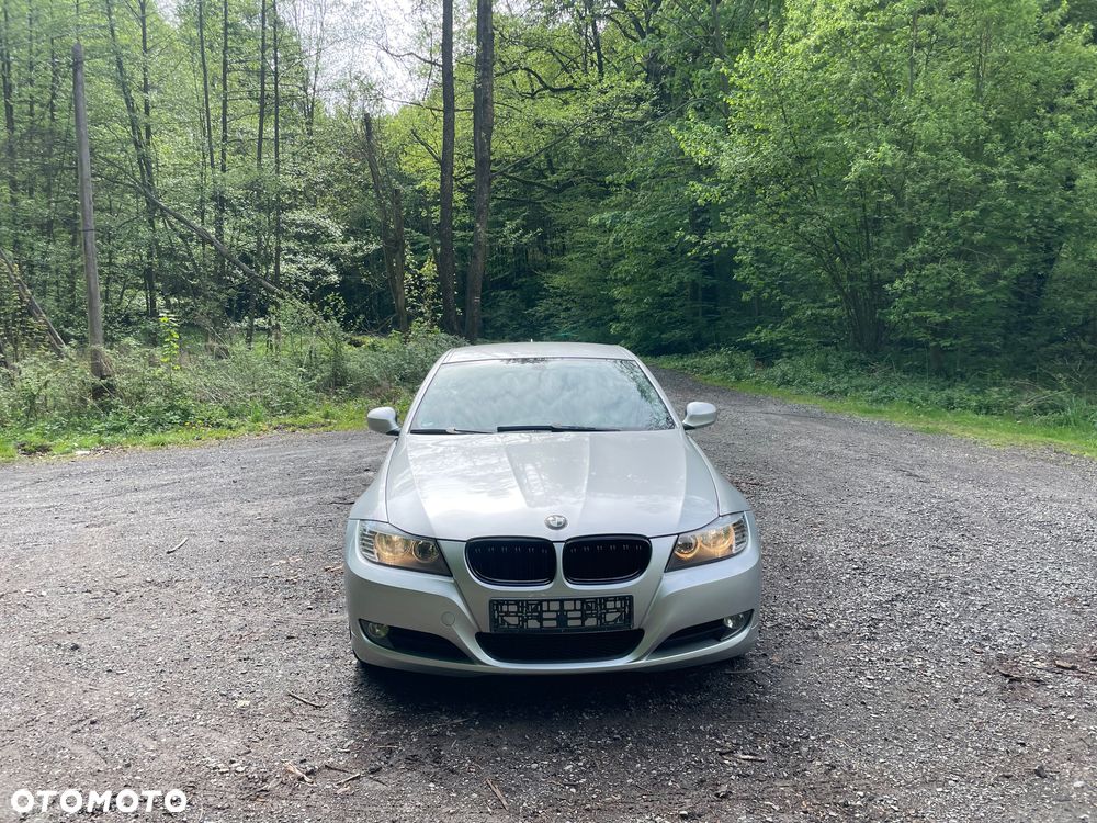 BMW Seria 3 320d DPF - 8