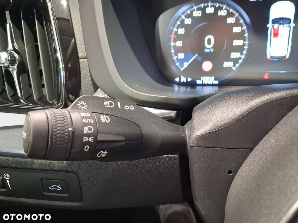 Volvo XC 60 - 21