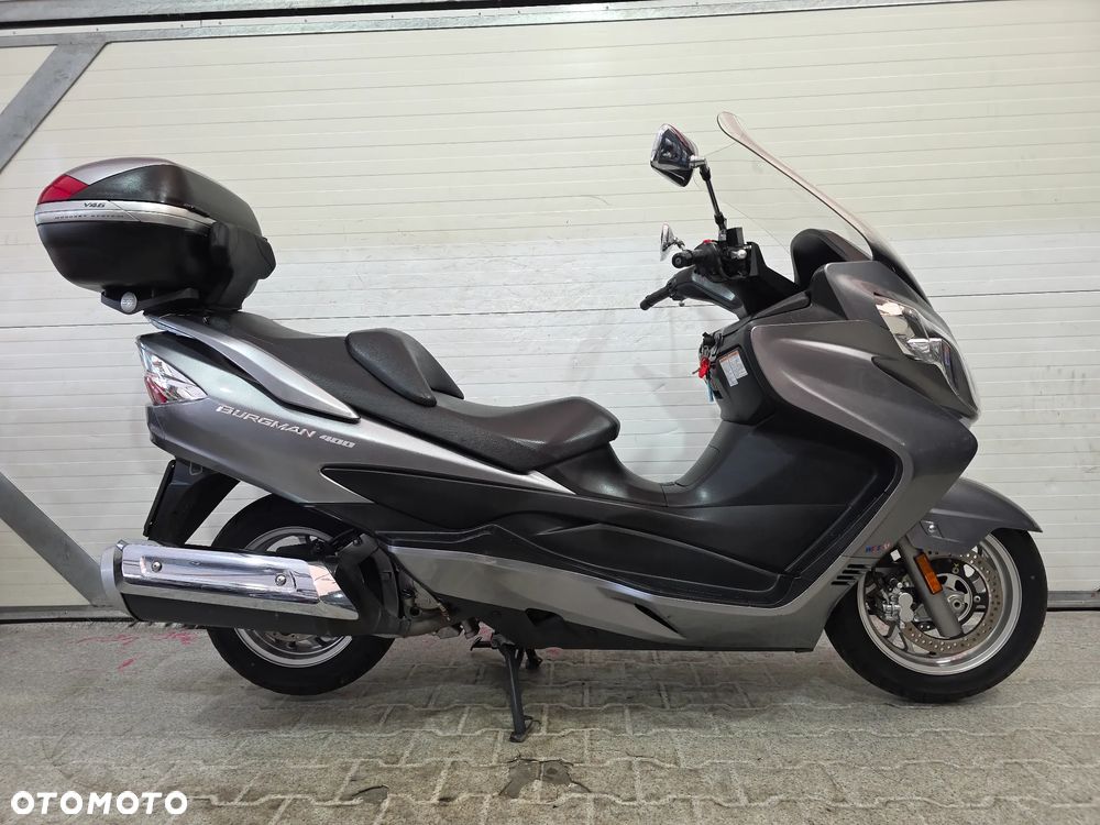 Suzuki Burgman - 9