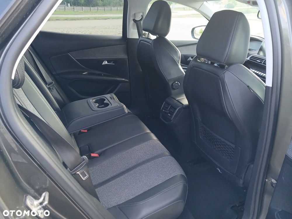 Peugeot 3008 BlueHDi 130 Stop & Start EAT8 Crossway - 8