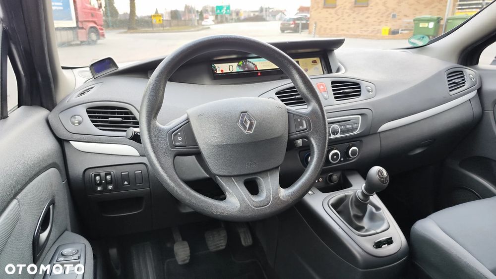 Renault Scenic 1.6 16V 110 TomTom Edition - 19
