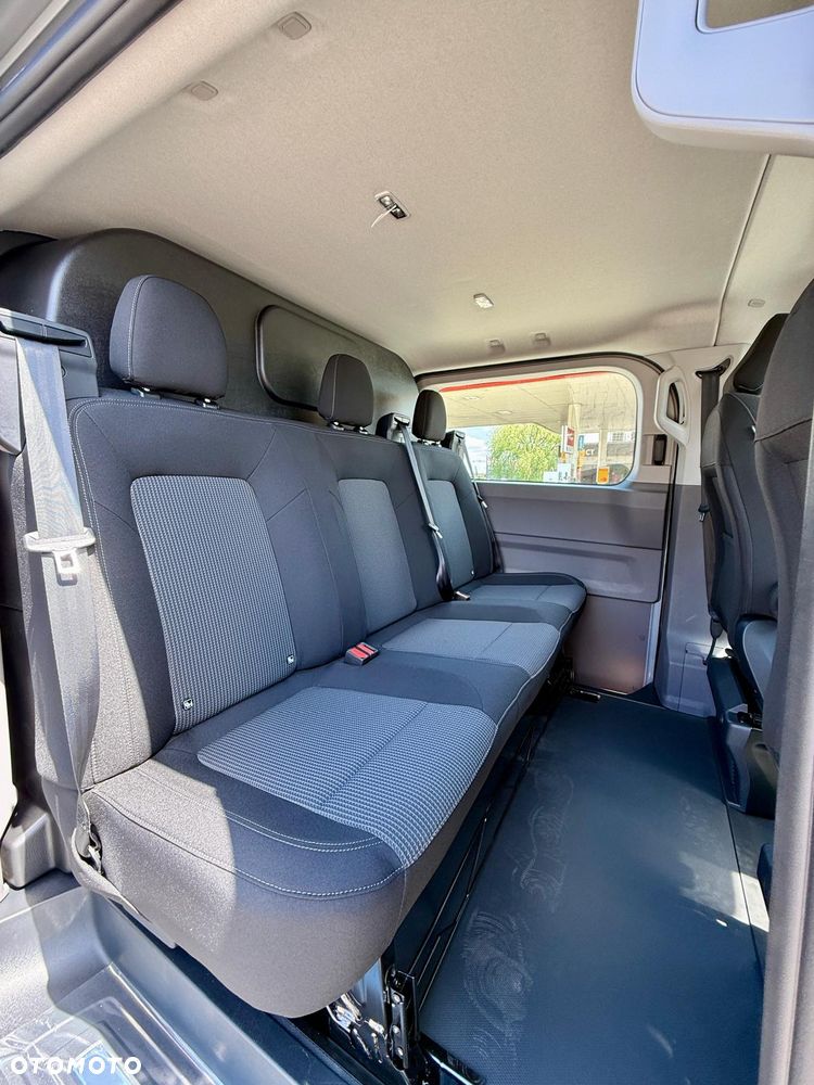 Volkswagen Transporter Furgon Plus - 29