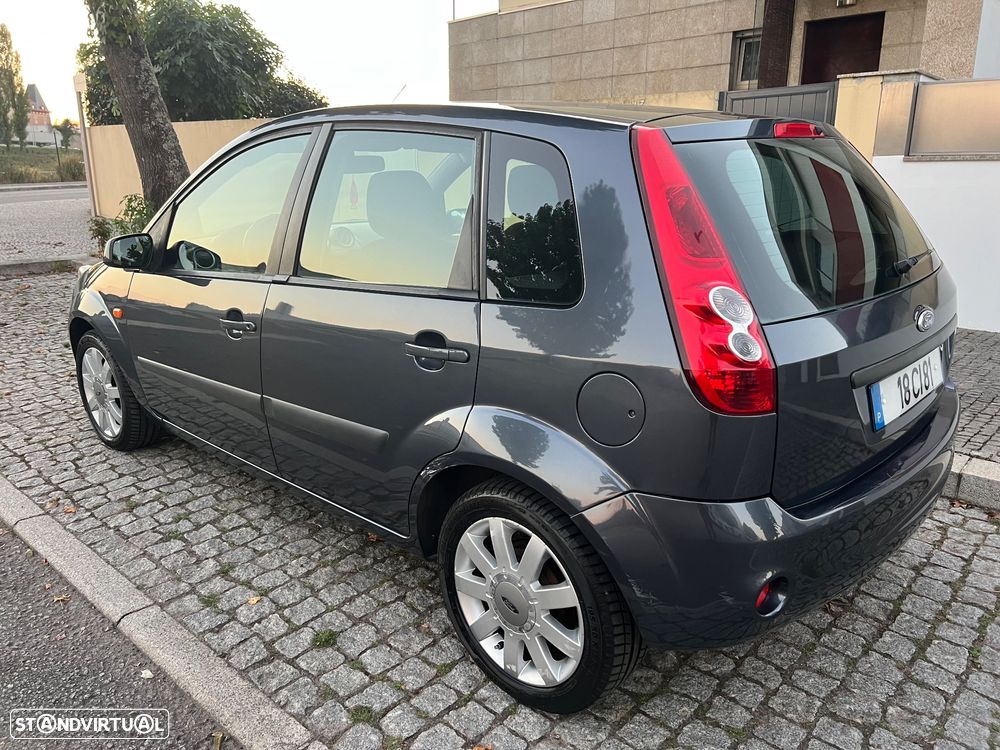 Ford Fiesta 1.25 Trend - 4