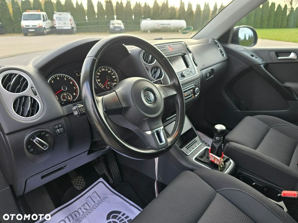 Volkswagen Tiguan - 15