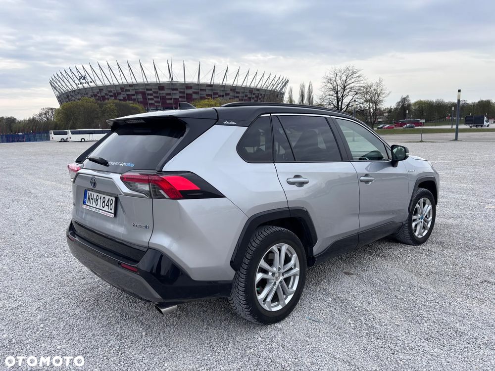 Toyota RAV4 Hybrid Selection 4x2 - 5