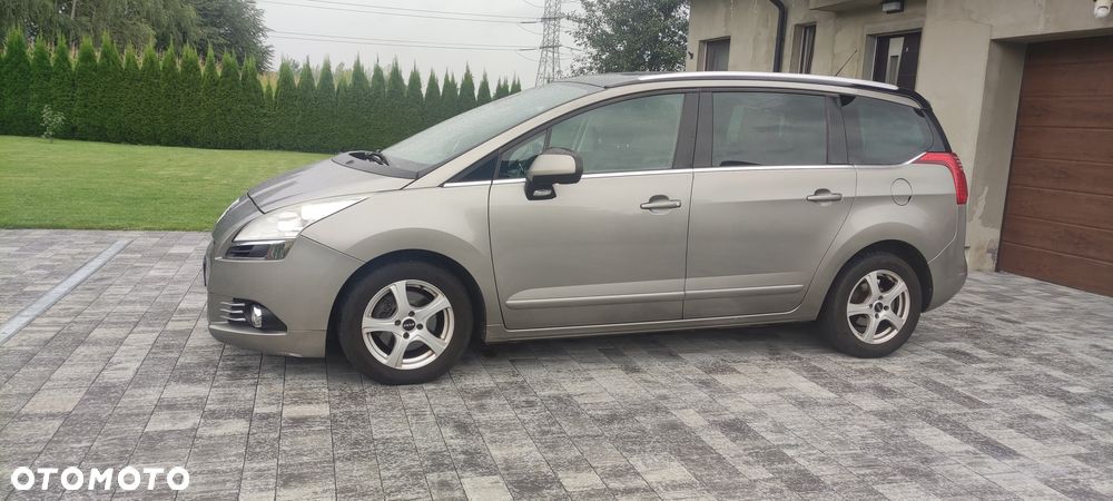 Peugeot 5008 2.0 HDi Family 7os - 14