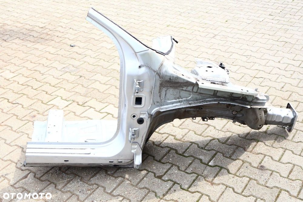 VOLVO XC60 I LIFT ĆWIARTKA PRAWA PRZÓD