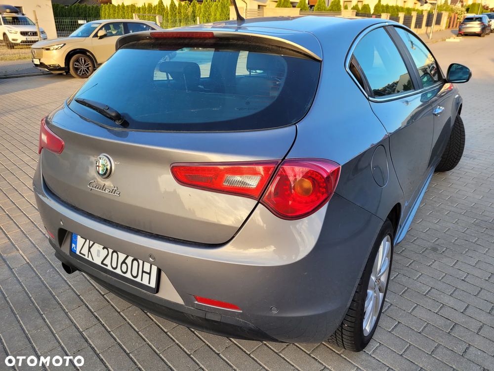 Alfa Romeo Giulietta - 5