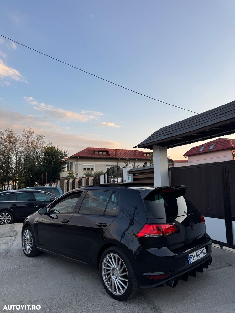 Volkswagen Golf 1.6 TDI DPF BMT Highline - 4