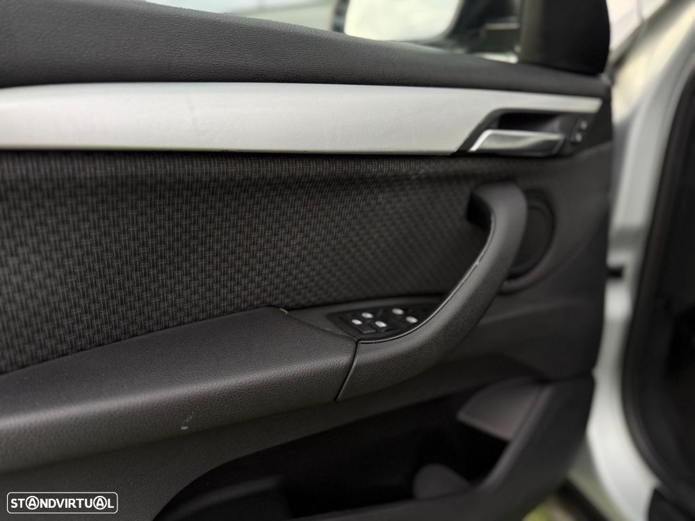 BMW X1 16 d sDrive - 11