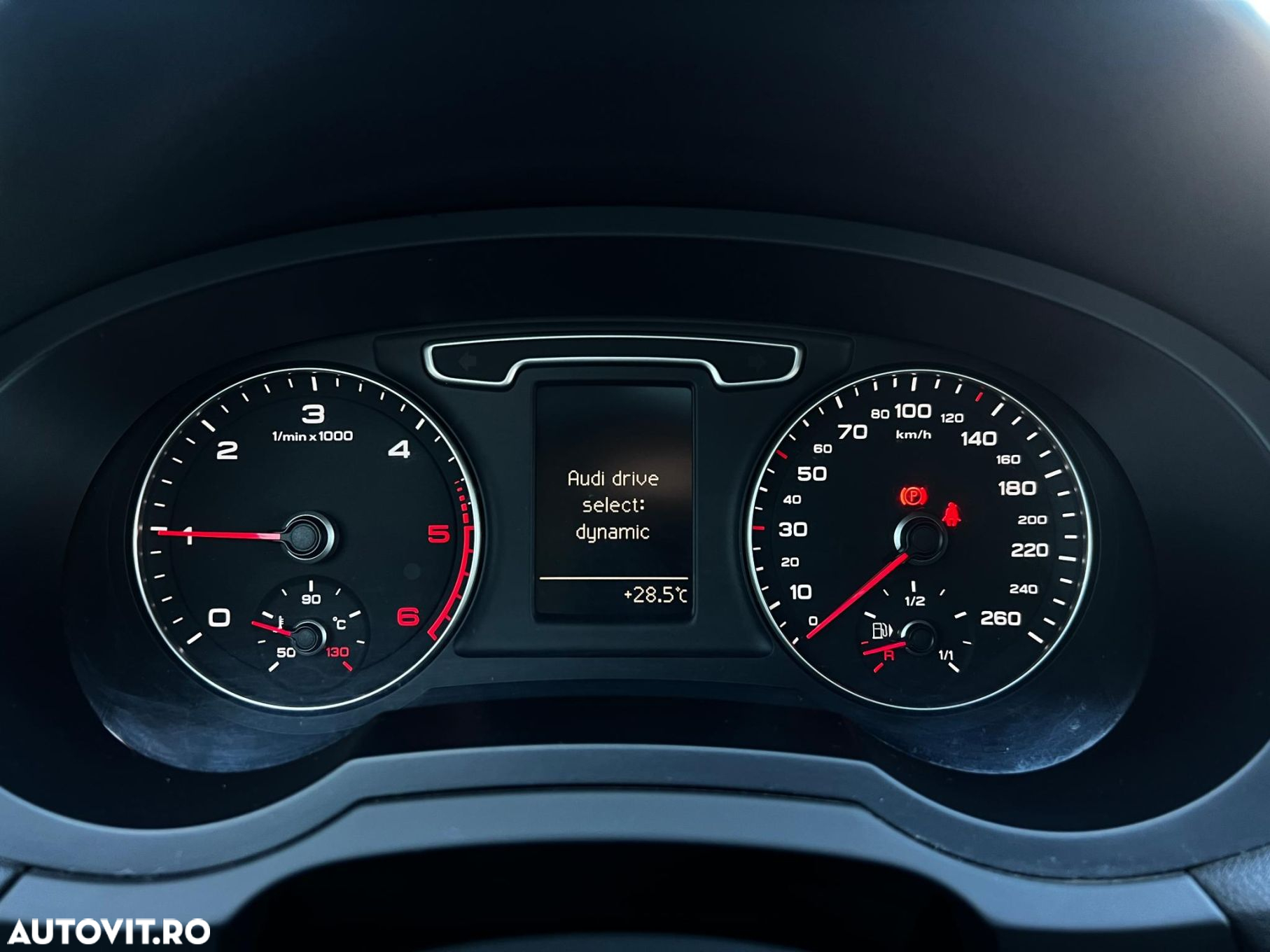 Audi Q3 2.0 TDI - 18