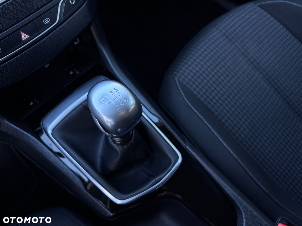 Peugeot 308 PureTech 130 GPF Stop & Start Active Business-Paket - 18