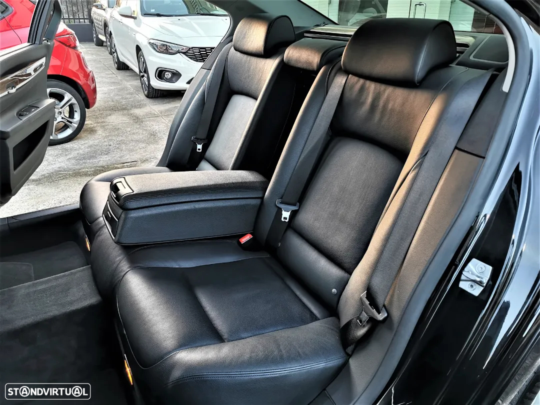 BMW 740 Li - 17