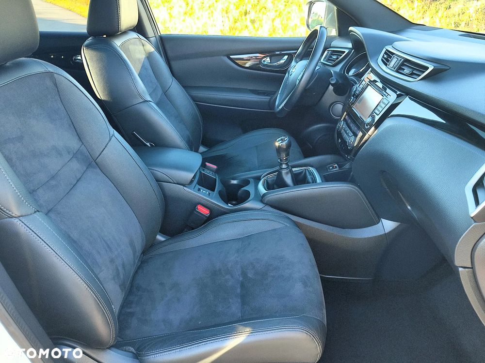 Nissan Qashqai 1.6 DIG-T Tekna - 34