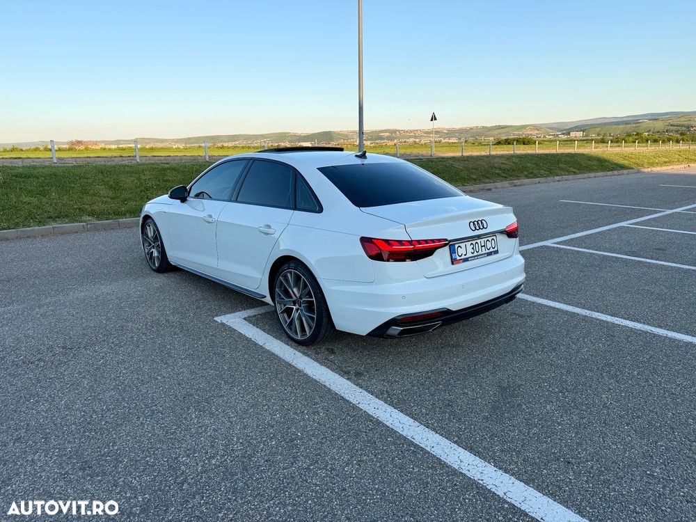 Audi A4 45 TFSI quattro S tronic S line - 12