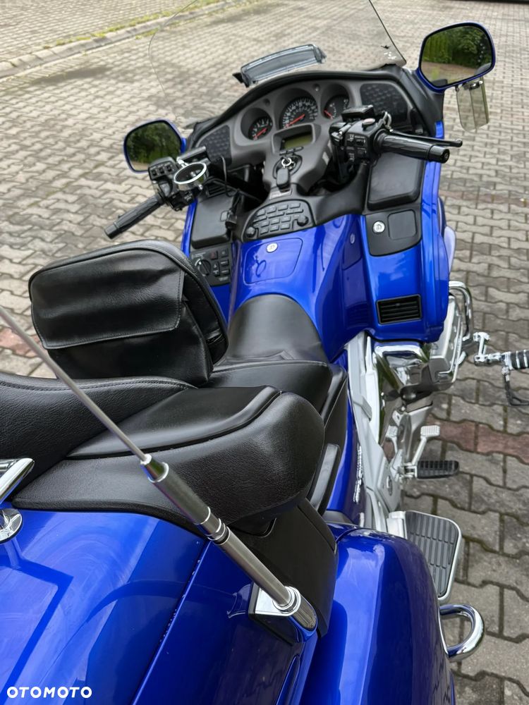 Honda GL - 22