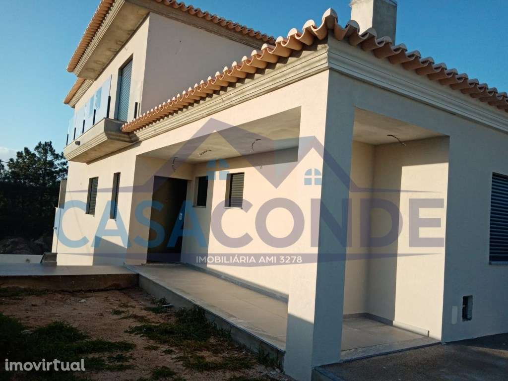 Moradia Isolada Duplex C/Piscina - Grande imagem: 3/56