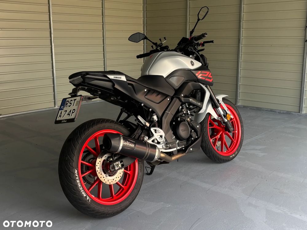 Yamaha MT - 8